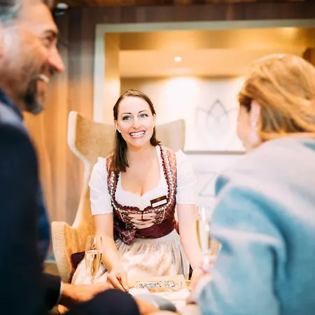 Enzian Hochsoelden Superior Szálloda Sölden