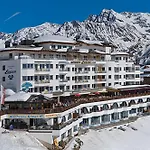 Enzian Hochsoelden Superior Hotel 4*
