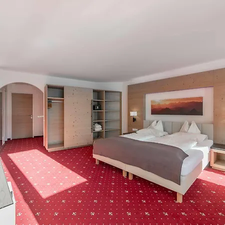 Enzian Hochsoelden Superior 4*