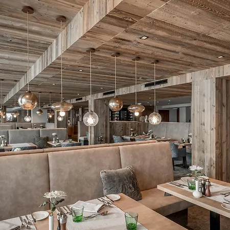 Enzian Hochsoelden Superior 솔덴