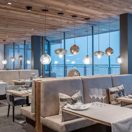 Enzian Hochsoelden Superior 4*