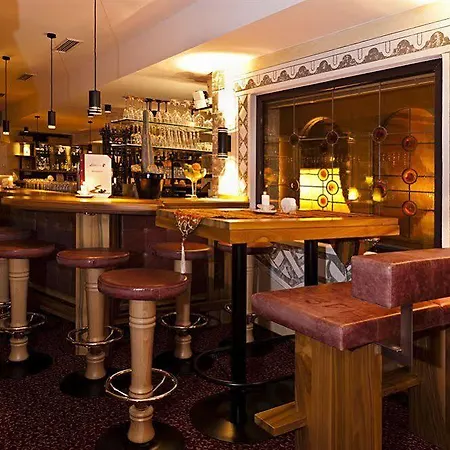 Отель Enzian Hochsoelden Superior 4*