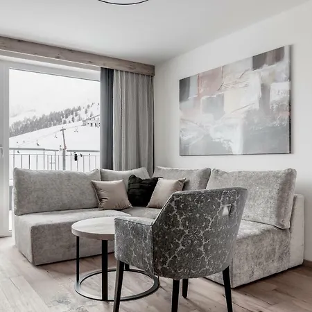 Enzian Hochsoelden Superior Отель